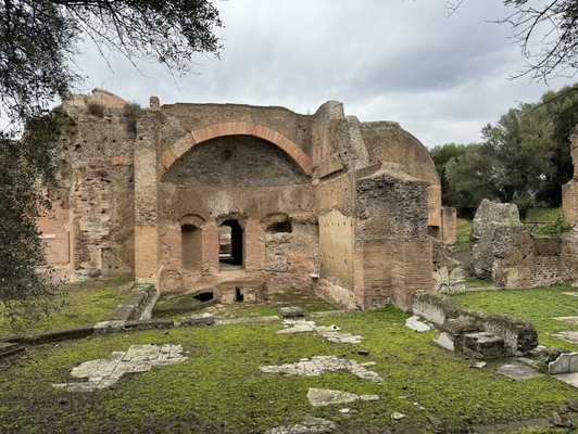 Hadrian's Villa by null