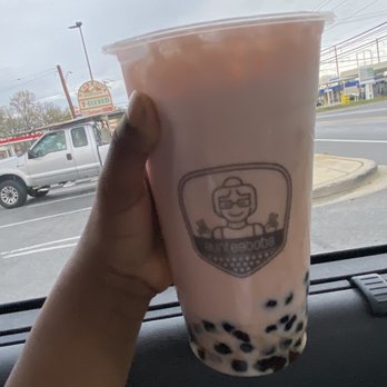 AunTea Boba - Rose milk tea with honey - Bubble Tea Near Me - Lanham, Maryland