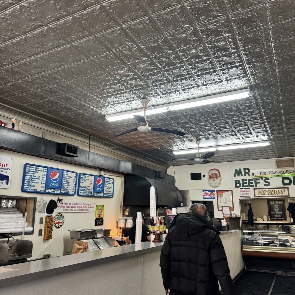 Mr. Beef - Inside - Fast Food Near Me - Chicago, Illinois Mr. Beef - Inside - Fast Food Near Me - Chicago, Illinois