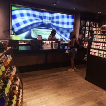 Bath & Body Works - Cosmetics & Beauty Supply Near Me - Cedar Hill, Texas Bath & Body Works - Cosmetics & Beauty Supply Near Me - Cedar Hill, Texas