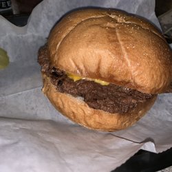 Dayton Bar & Grill - Burger