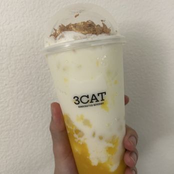 3CAT Handcrafted Beverage - Mango Mochi - Juice Bars & Smoothies Near Me - Tustin, California