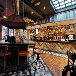 Brewhouse & Kitchen