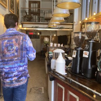 Pikolo Espresso Bar - Coffee & Tea Near Me - Montreal, Quebec Pikolo Espresso Bar - Coffee & Tea Near Me - Montreal, Quebec