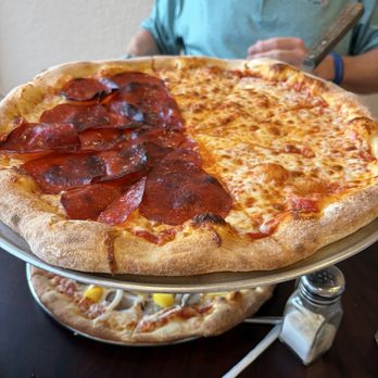 South Island pizza - Pizza Near Me - Islamorada, Florida South Island pizza - Pizza Near Me - Islamorada, Florida