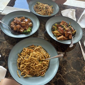 China Inn Cafe 7 - Lo Mein, Hunan Tofu, and General Tso's Tofu - Chinese Near Me - Houston, Texas China Inn Cafe 7 - Lo Mein, Hunan Tofu, and General Tso's Tofu - Chinese Near Me - Houston, Texas