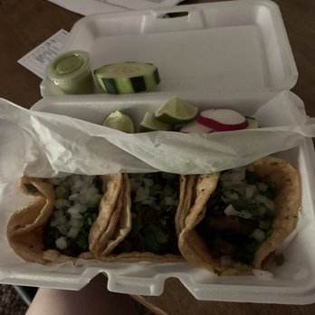 Pili's Party Taco - Asada tacos - Food Trucks Near Me - bloomington, Indiana