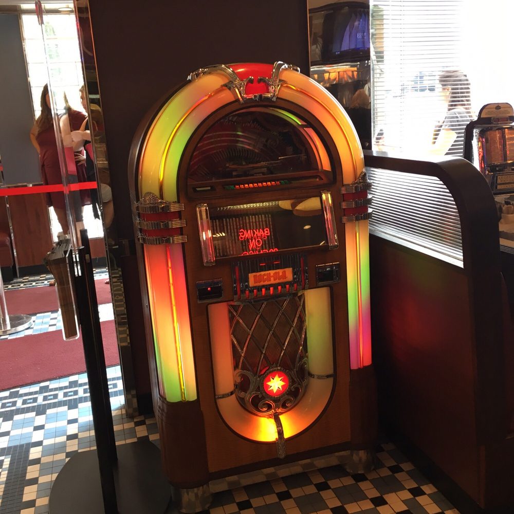 Silver Diner - Juxebox - Diners Near Me - McLean, Virginia Silver Diner - Juxebox - Diners Near Me - McLean, Virginia