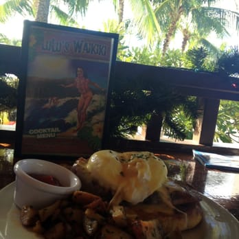 Lulu's Waikiki - Black and blue ahi tuna Benedict - Burgers Near Me - Honolulu, Hawaii Lulu's Waikiki - Black and blue ahi tuna Benedict - Burgers Near Me - Honolulu, Hawaii