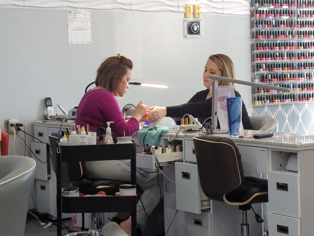 GIGI NAILS Updated August 2024 14173 Manchester Rd, Manchester