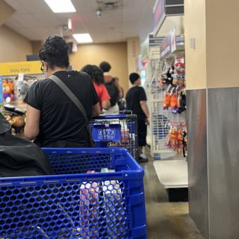 PetSmart - Pet Stores Near Me - Brooklyn, New York
