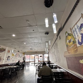 Sichuan City Chinese Restaurant - Such oddities of wall painting - Szechuan Near Me - Happy Valley, Oregon
