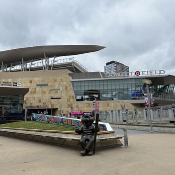 Target Field - Stadiums & Arenas Near Me - Minneapolis, Minnesota
