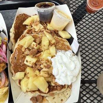 Munch N Brunch - Lilikoi pancakes - Coffee & Tea Near Me - Honolulu, Hawaii
