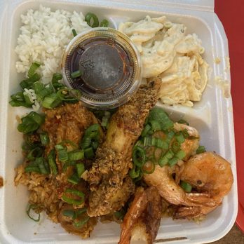 Maui's on Main - 2 meat plate (garlic shrimp, Hawaiian fired chicken, white rice, fried spam rice and macaroni salad) - Burgers Near Me - San Antonio, Texas Maui's on Main - 2 meat plate (garlic shrimp, Hawaiian fired chicken, white rice, fried spam rice and macaroni salad) - Burgers Near Me - San Antonio, Texas