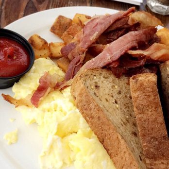 The Watershed Grill - My breakfast :) - Burgers Near Me - Brackendale, British Columbia
