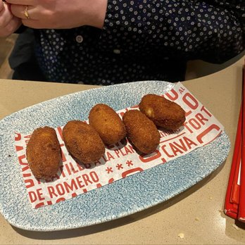 Jaleo - Las famosas croquetas de jamón : perfection - Spanish Near Me - Washington, DC, District of Columbia Jaleo - Las famosas croquetas de jamón : perfection - Spanish Near Me - Washington, DC, District of Columbia