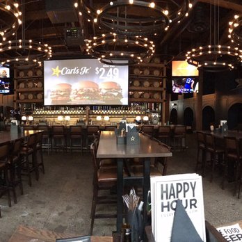 National on 10th - Pubs Near Me - Calgary, Alberta National on 10th - Pubs Near Me - Calgary, Alberta