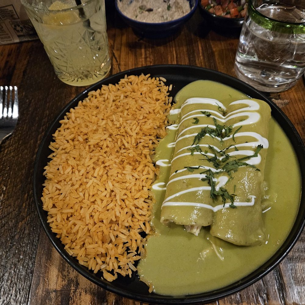 Gringo A Go-Go - Green Chicken Enchiladas with double rice (no beans) - Mexican Near Me - Raleigh, North Carolina Gringo A Go-Go - Green Chicken Enchiladas with double rice (no beans) - Mexican Near Me - Raleigh, North Carolina