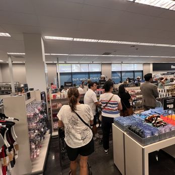 Nordstrom Rack - The general line you need to stand in even for online order pick up. UNBELIEVABLE!!!! - Department Stores Near Me - Costa Mesa, California Nordstrom Rack - The general line you need to stand in even for online order pick up. UNBELIEVABLE!!!! - Department Stores Near Me - Costa Mesa, California