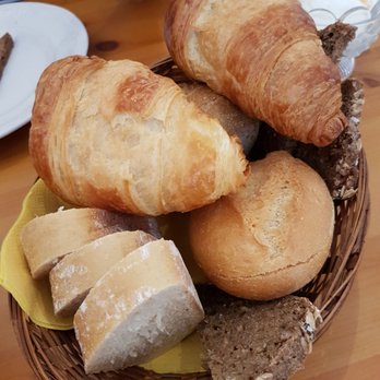 Bunny & Scott - Der Brotkorb - Cafes Near Me - Hamburg, HH