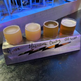 Kilowatt Brewing - Oceanside - Flight - Pubs Near Me - Oceanside, California