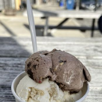 Harper's Ice Cream - Space Brownie + Lemon Sponge Pie - Ice Cream & Frozen Yogurt Near Me - Philadelphia, Pennsylvania Harper's Ice Cream - Space Brownie + Lemon Sponge Pie - Ice Cream & Frozen Yogurt Near Me - Philadelphia, Pennsylvania