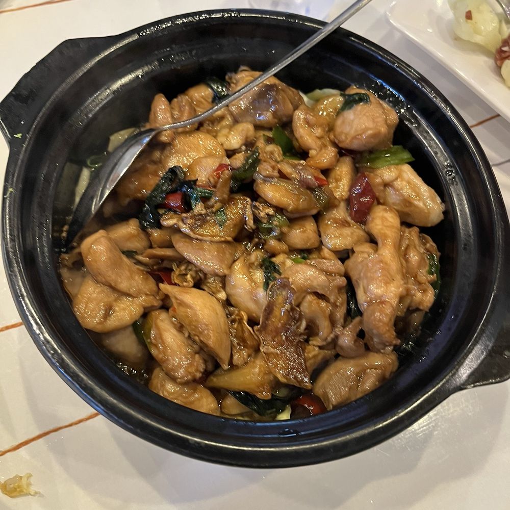 JP Taiwan Bistro - 3 cup chicken - Taiwanese Near Me - Cupertino, California JP Taiwan Bistro - 3 cup chicken - Taiwanese Near Me - Cupertino, California