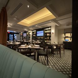Granger's - The gallery dining area