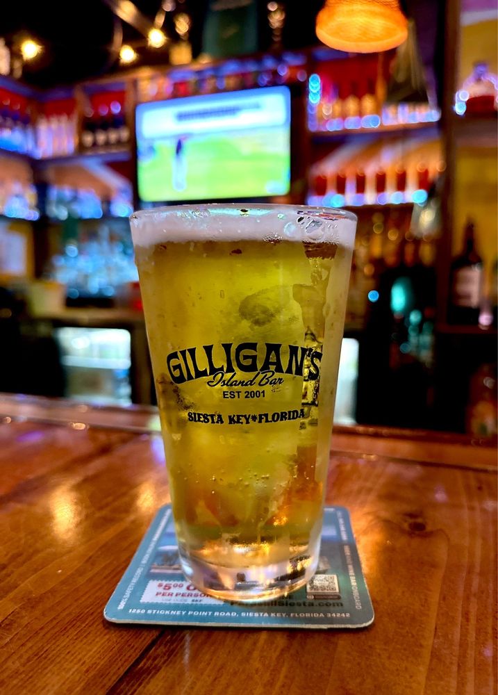 Gilligan's Island Bar & Grill