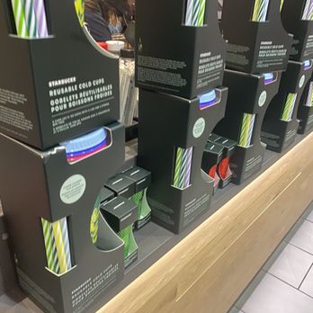 Starbucks - Coffee & Tea Near Me - Foothill Ranch, California