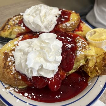 Gardenview Diner - Stuffed French toast - Diners Near Me - Liverpool, New York Gardenview Diner - Stuffed French toast - Diners Near Me - Liverpool, New York