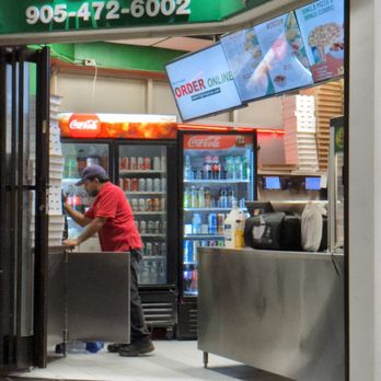Regino's Pizza - Food stall as I wait for my order - Pizza Near Me - Markham, Ontario