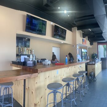 Off the Rails Barbeque and Drafthouse - This is the place - Bars Near Me - Verona, Pennsylvania Off the Rails Barbeque and Drafthouse - This is the place - Bars Near Me - Verona, Pennsylvania