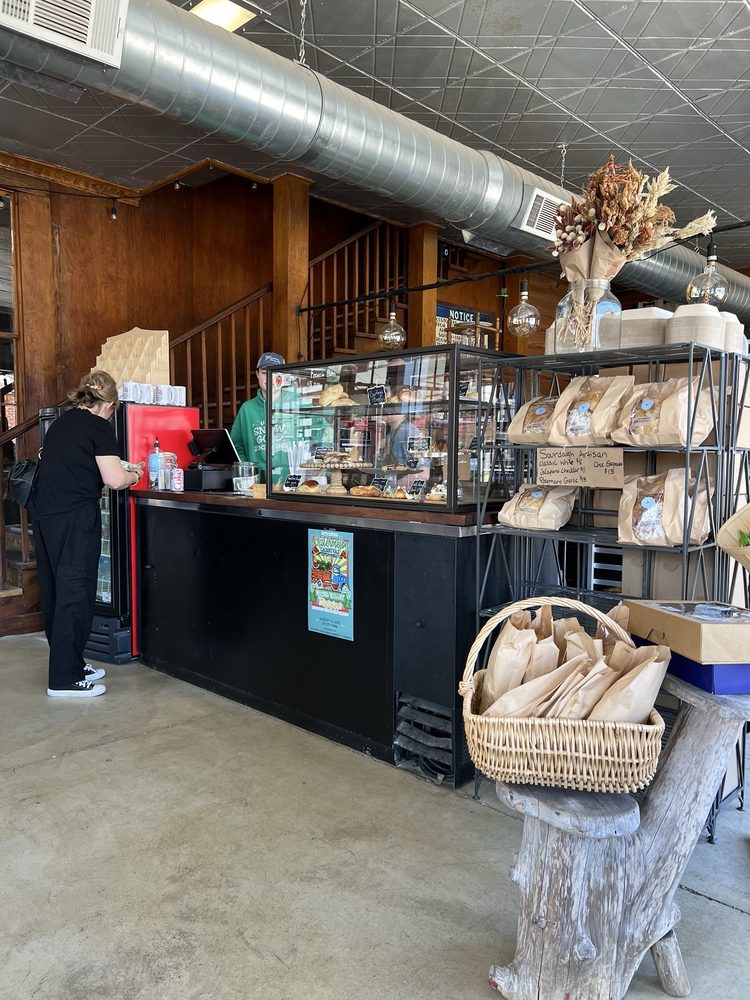 Hummingbird Bakery Logo