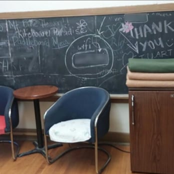 Bingen School Inn - Chalkboard, table & chairs, mini-fridge, and extra blankets in family room #4 - Hostels Near Me Bingen School Inn - Chalkboard, table & chairs, mini-fridge, and extra blankets in family room #4 - Hostels Near Me