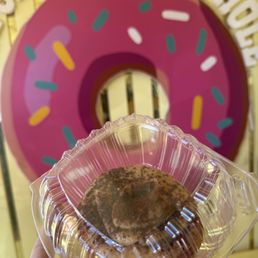 Tiramisu donut