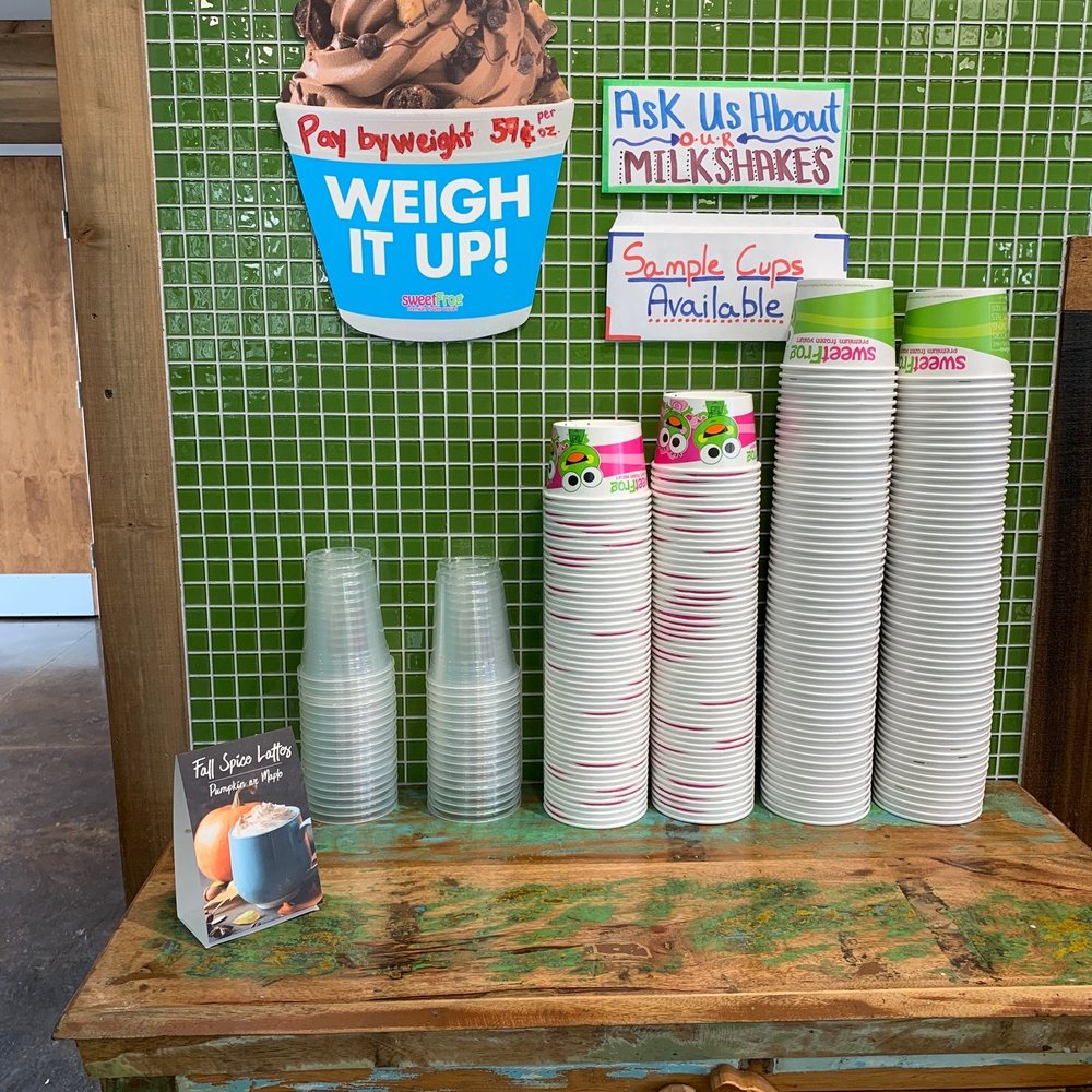 sweetFrog - Grab a cup, fill it up, top it off, weigh it - Ice Cream & Frozen Yogurt Near Me - Sevierville, Tennessee