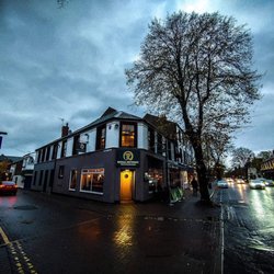 Royal Outpost Thai & Asian Restaurant