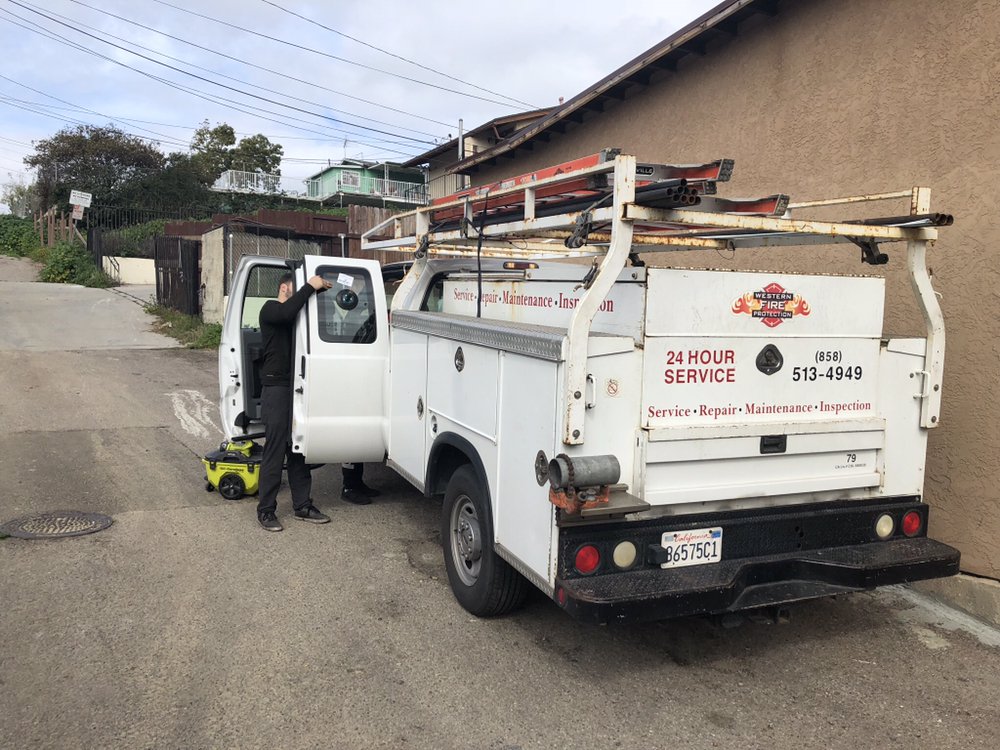 AFFORDABLE AUTO GLASS Updated August 2024 83 Photos & 38 Reviews 11928 Campo Rd, Spring