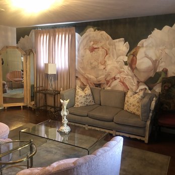 Wrigley Mansion - Bridal Suite - Venues & Event Spaces Near Me - Phoenix, Arizona Wrigley Mansion - Bridal Suite - Venues & Event Spaces Near Me - Phoenix, Arizona