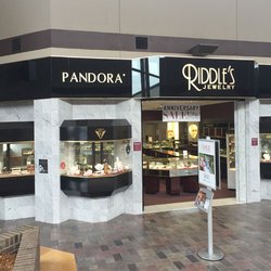 Riddle's Jewelry & Gifts