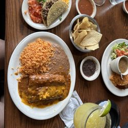 Lupe's Tex Mex Grill - Keller - Our table food looks as good as it tastes