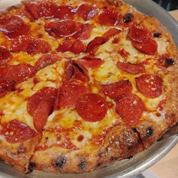 Pizza with pepperoni
