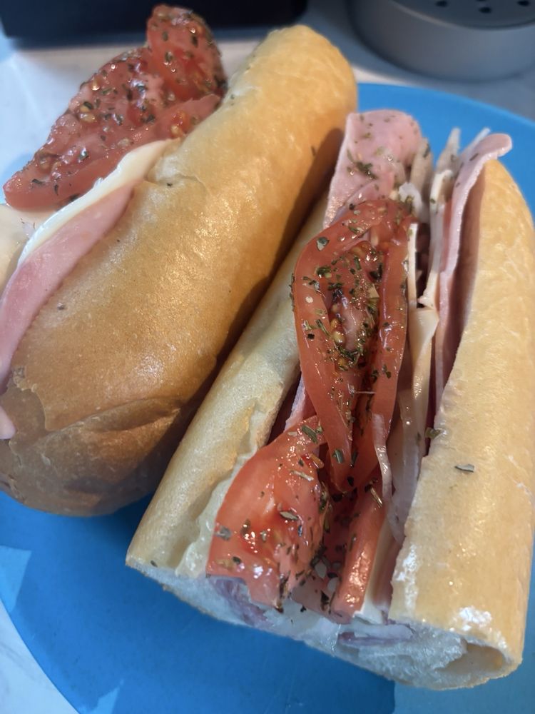 Food from Matthew’s Pizza