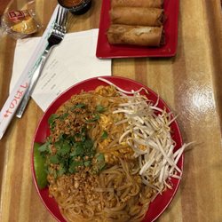 Bamboo Noodle Bar - Got the pork egg rolls too