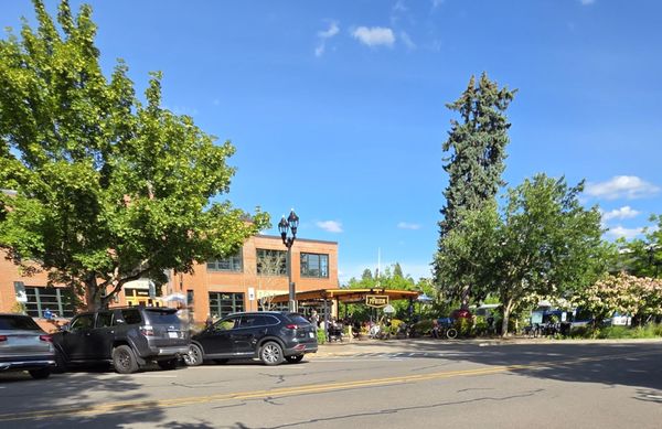 pFriem Family Brewers - Milwaukie Tasting Room by null