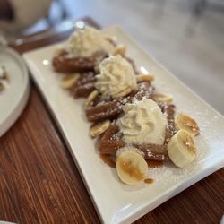 Valentinas Kitchen - Churro Waffle