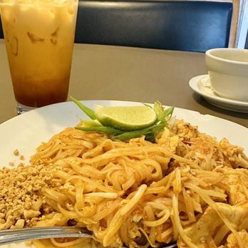 Thai Basil Restaurant - Chicken & Shrimp Pad Thai. - Thai Near Me - Sevierville, Tennessee Thai Basil Restaurant - Chicken & Shrimp Pad Thai. - Thai Near Me - Sevierville, Tennessee