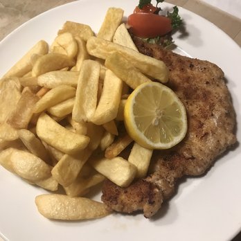 Bergsee - Schnitzel - German Near Me - Titisee-Neustadt, BW Bergsee - Schnitzel - German Near Me - Titisee-Neustadt, BW